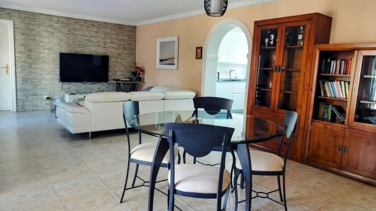 Villa With Private Pool, Bbq, Fitness Center & Sauna 산비센테델라스페그 외부 사진